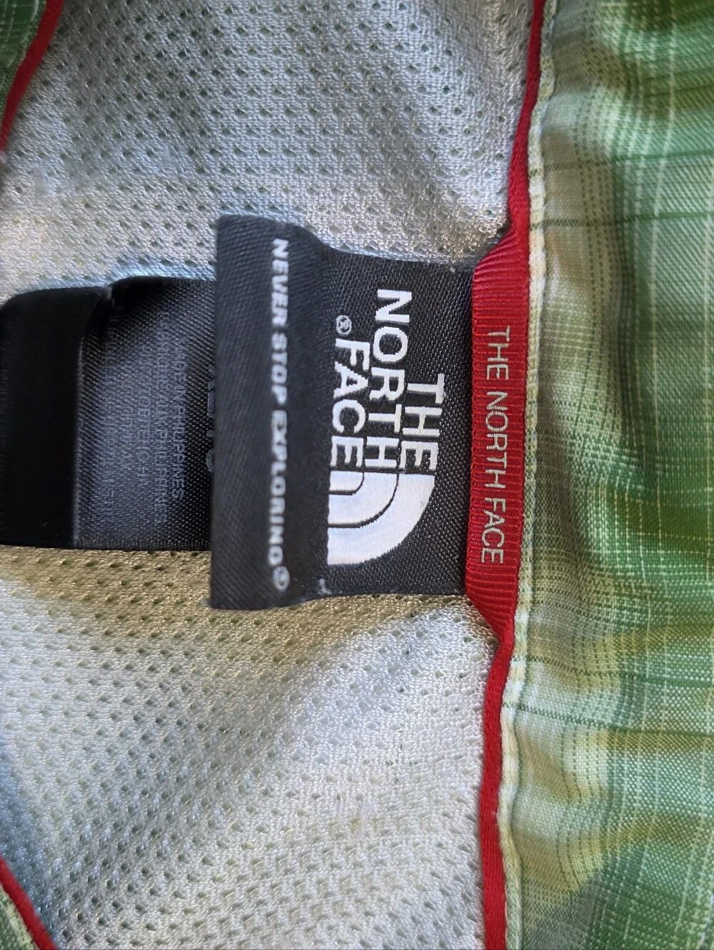 The North Face Green Plaid Short-Sleeve Button-Down Shirt